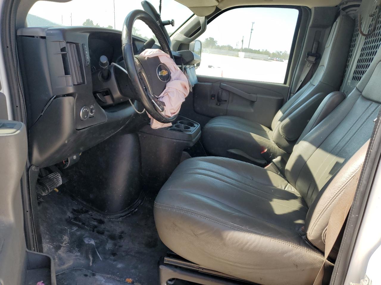 2019 Chevrolet Express G2500 VIN: 1GCWGAFG2K1318912 Lot: 51414774