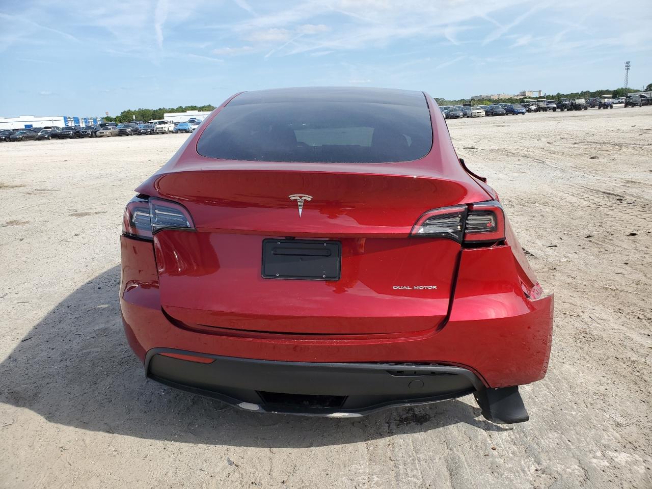 2024 Tesla Model Y VIN: 7SAYGDEEXRA251536 Lot: 49776904