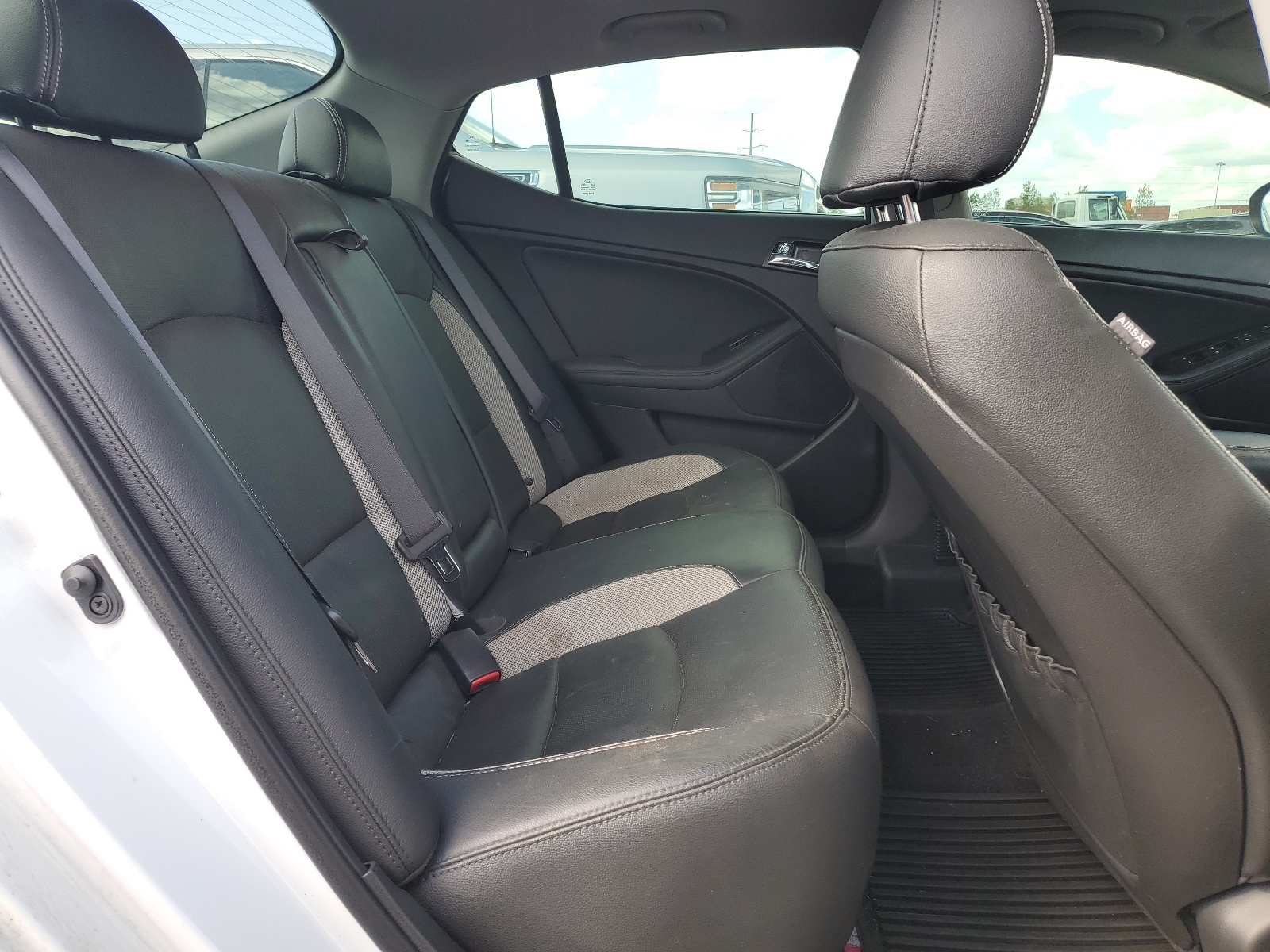 5XXGR4A62CG004360 2012 Kia Optima Sx