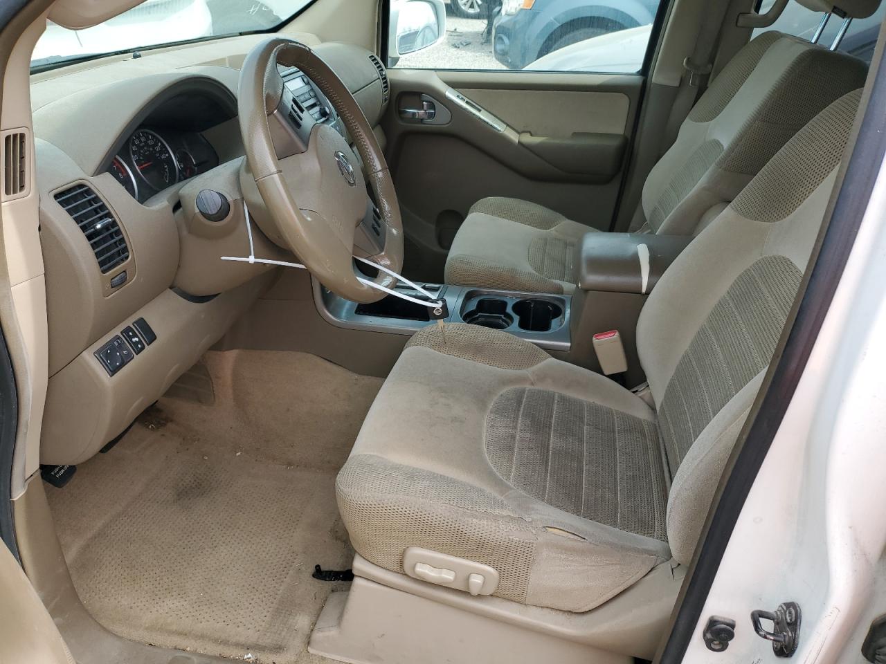 2005 Nissan Pathfinder - Image 7