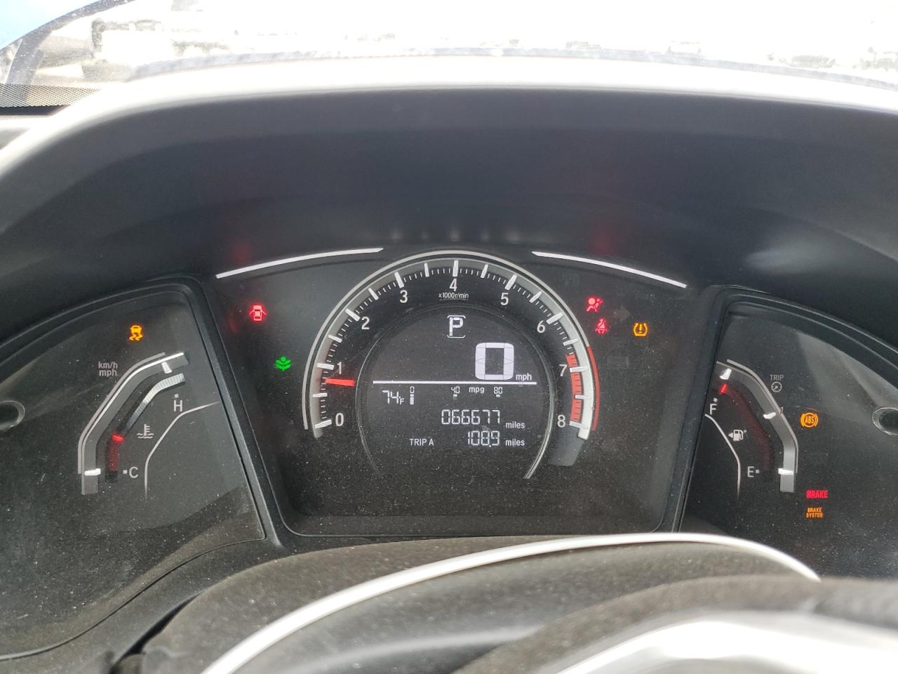 2HGFC2F58JH557740 2018 Honda Civic Lx