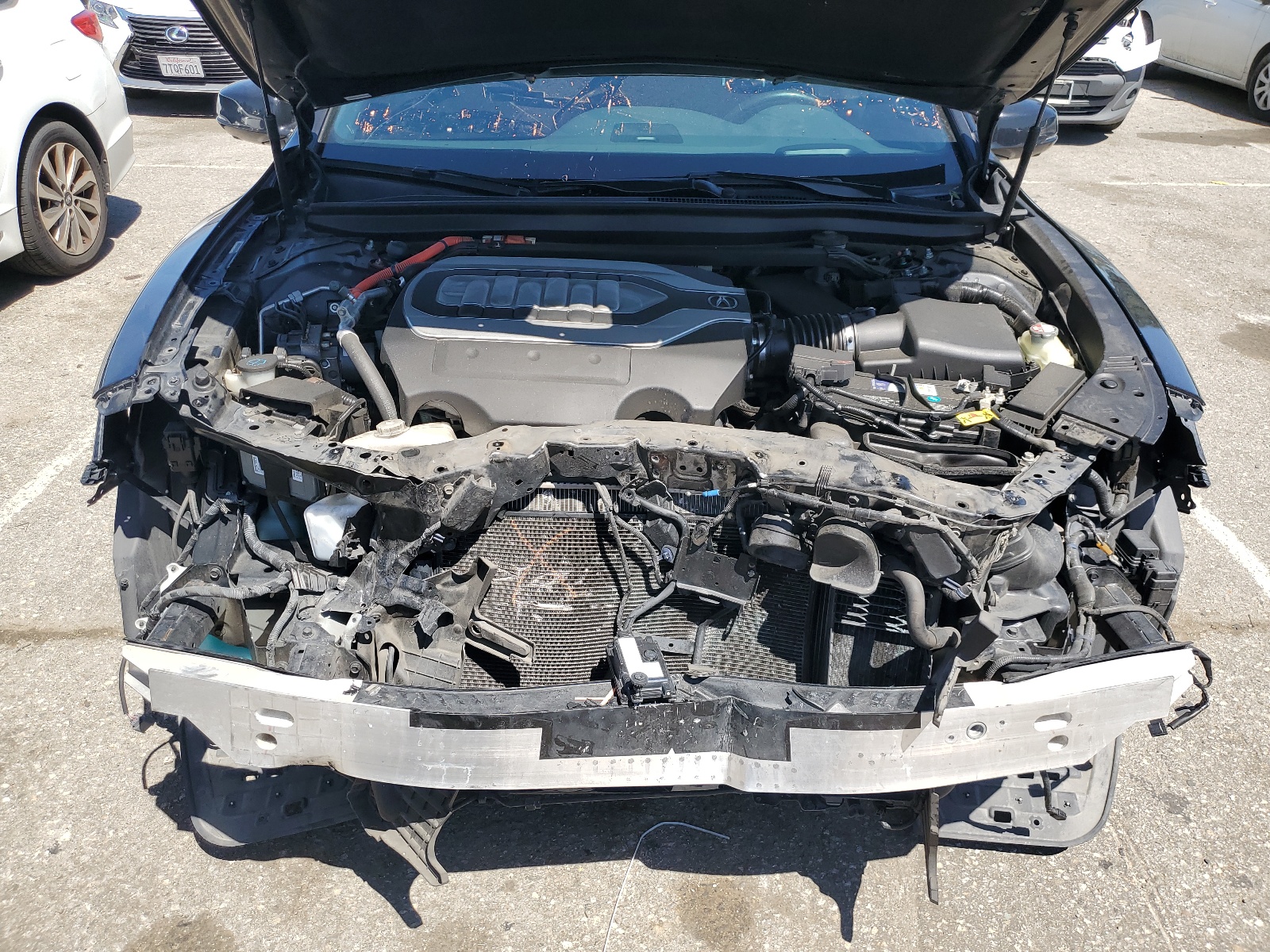 JH4KC2F91JC000251 2018 Acura Rlx Sport Hybrid Advance