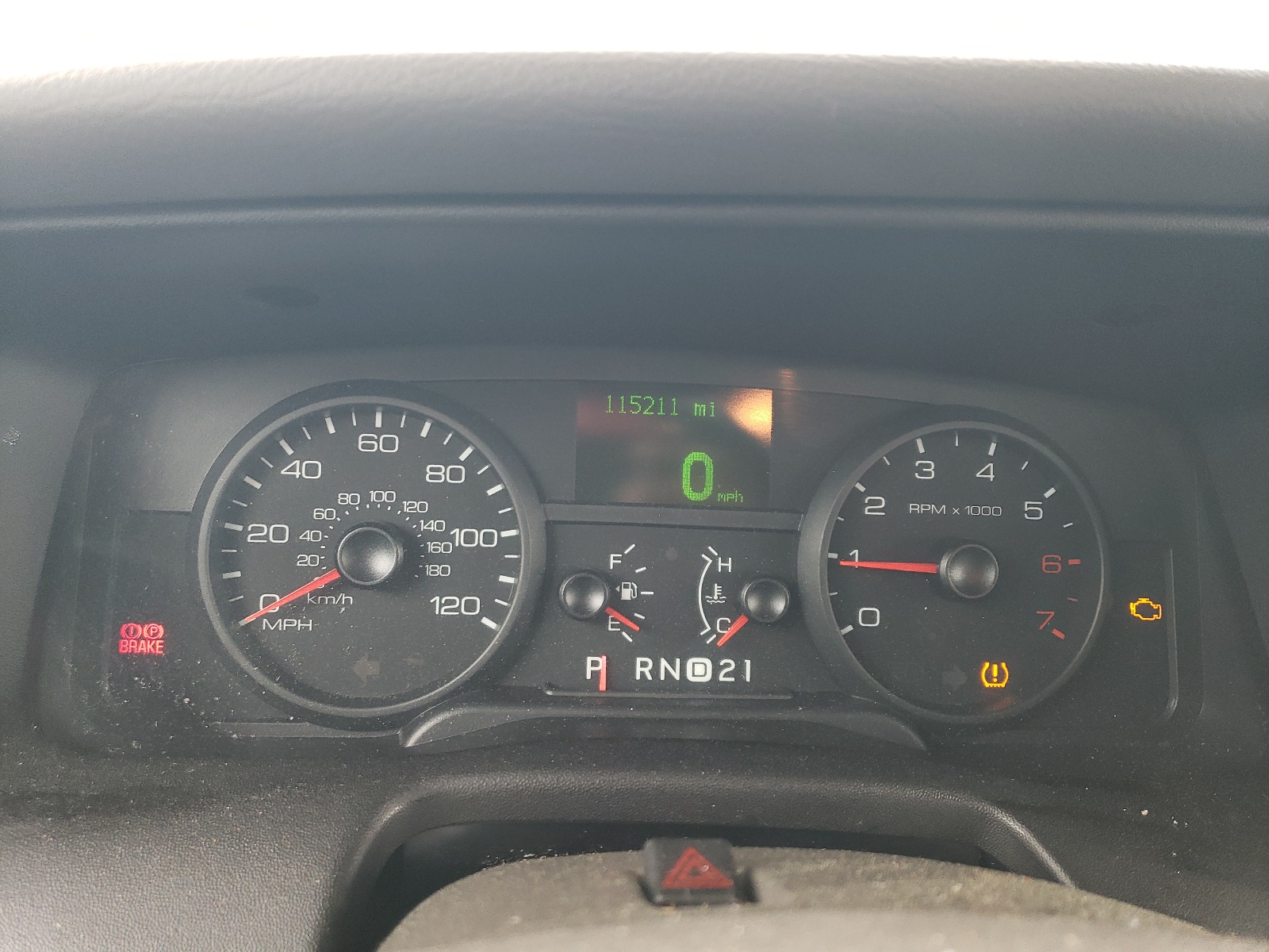 2FABP7EV6BX160590 2011 Ford Crown Victoria Lx