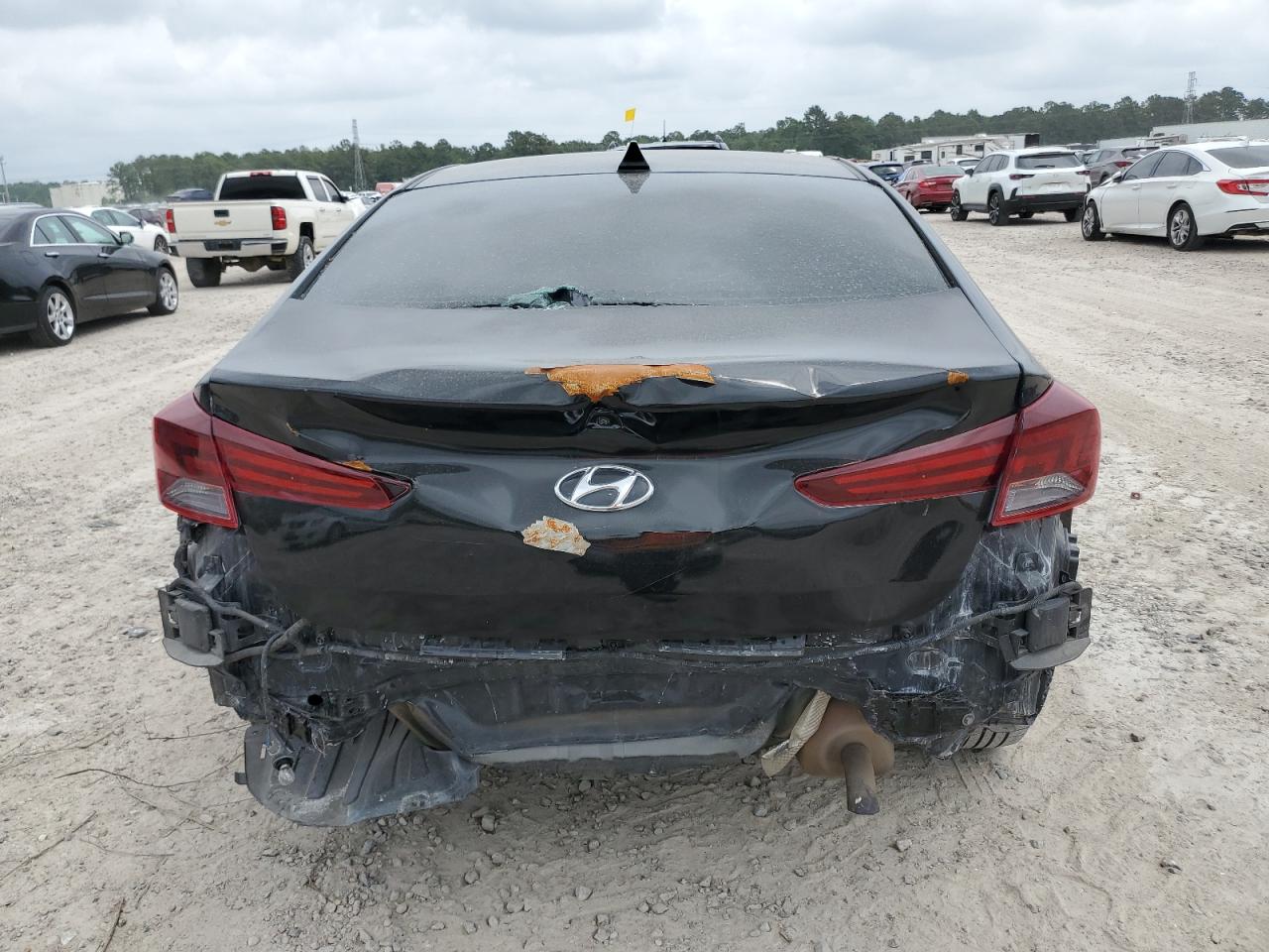 5NPD84LF2KH469887 2019 Hyundai Elantra Sel