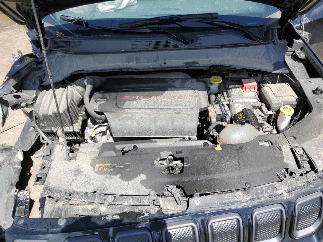 2022 Jeep Compass - Image 12