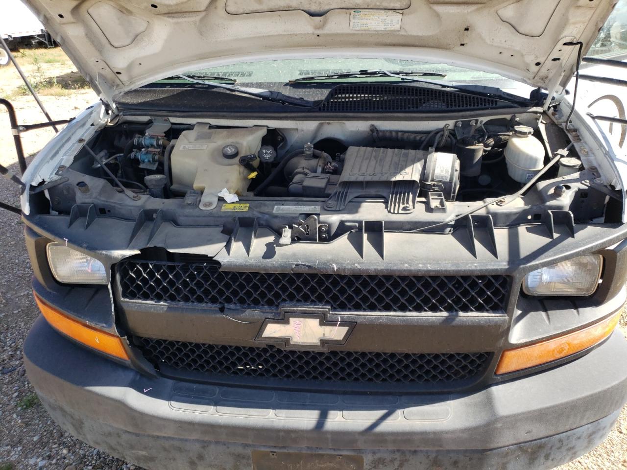 2004 Chevrolet Express G3500 VIN: 1GBJG31U341213645 Lot: 48926404