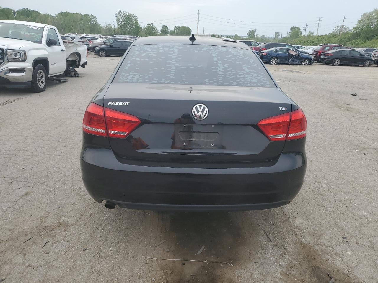 1VWAT7A31FC088851 2015 Volkswagen Passat S