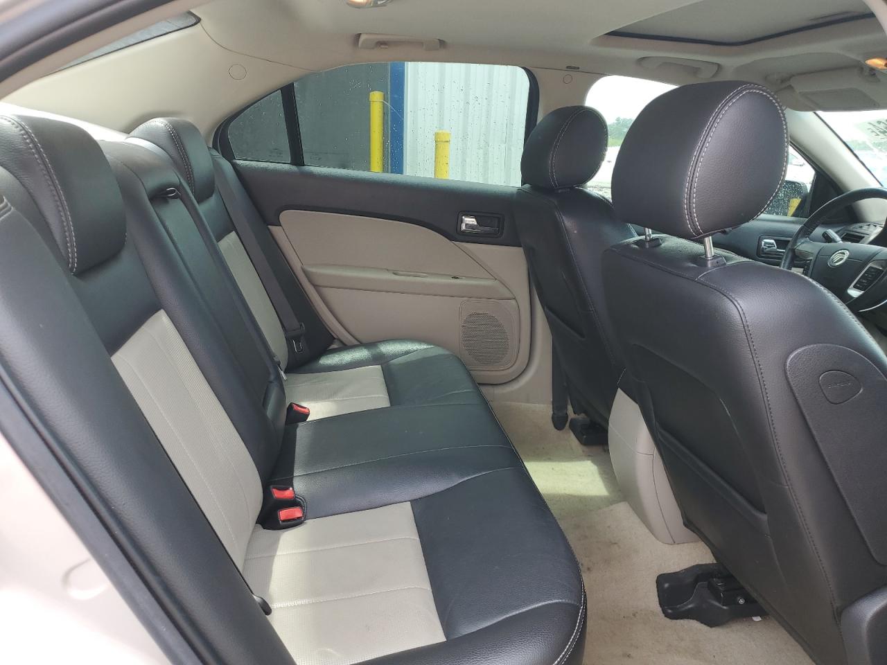 2008 Mercury Milan Premier VIN: 3MEHM08Z18R623003 Lot: 44255175