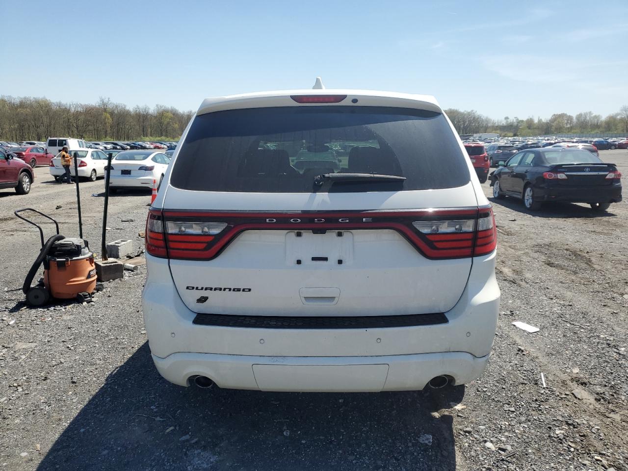 1C4RDJAG7JC355356 2018 Dodge Durango Sxt