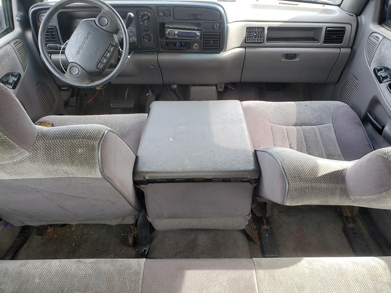 1995 Dodge RAM - Image 8