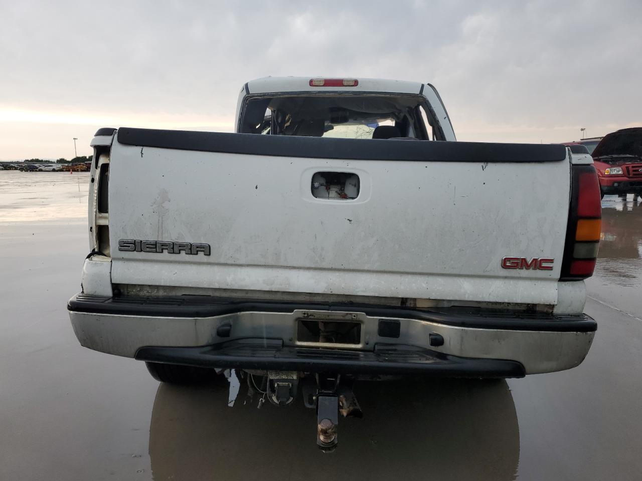 2004 GMC New Sierra C1500 VIN: 2GTEC13T541368418 Lot: 82242774