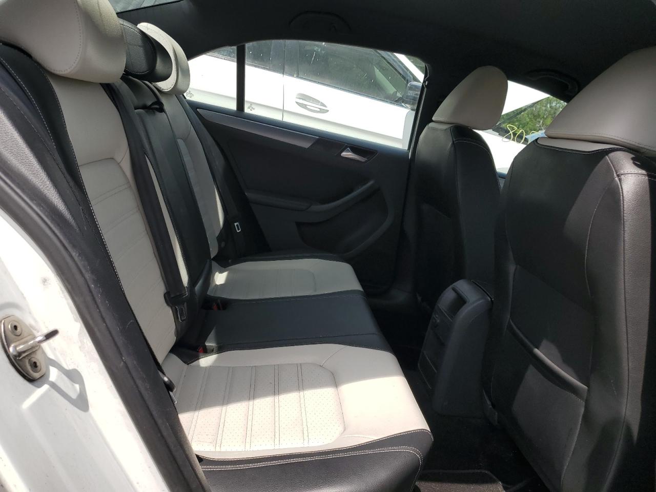 2016 Volkswagen Jetta Sport VIN: 3VWD17AJXGM413272 Lot: 49361314