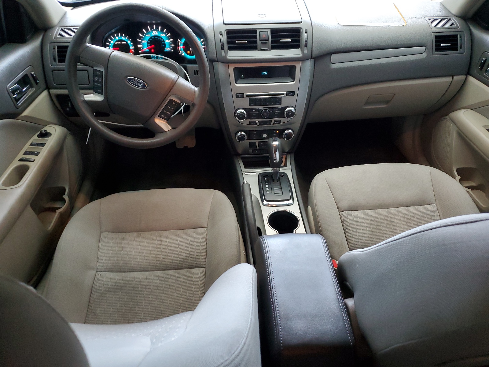 3FAHP0HA7AR213840 2010 Ford Fusion Se