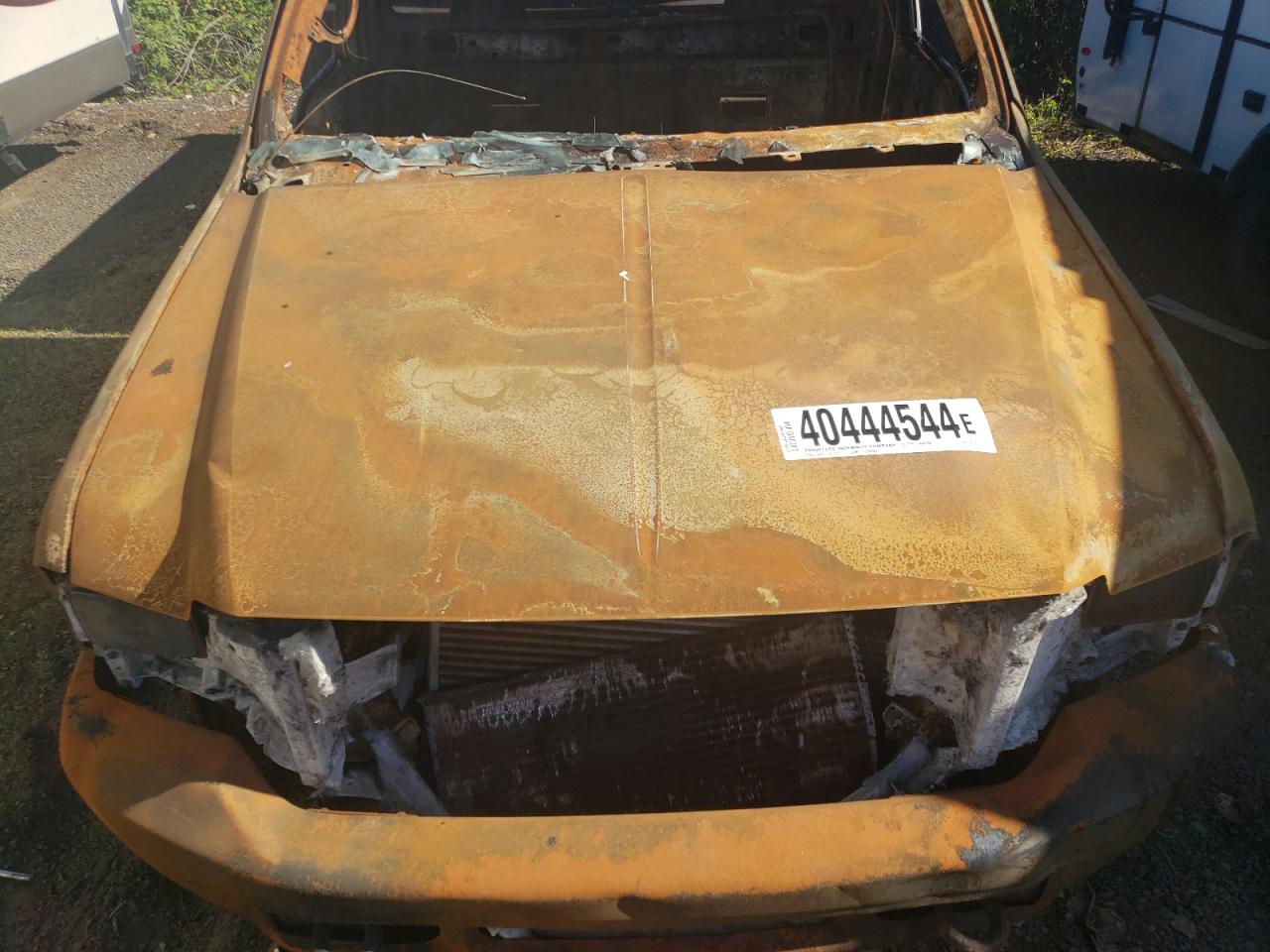 2000 Ford F450 Super Duty VIN: 1FDXF46F6YEC40244 Lot: 40444544