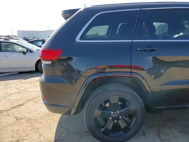 2015 Jeep Grand Cherokee Laredo VIN: 1C4RJFAG3FC112382 Lot: 51783564