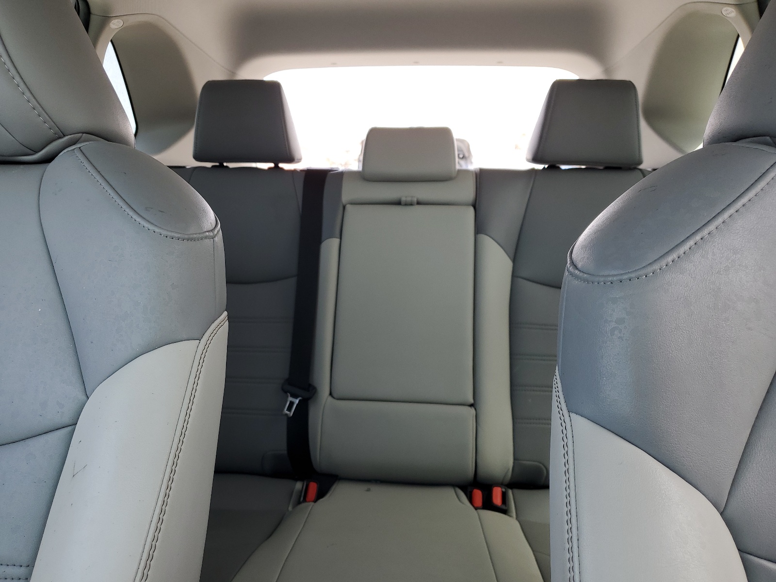 4T3B6RFV2MU024784 2021 Toyota Rav4 Xle Premium