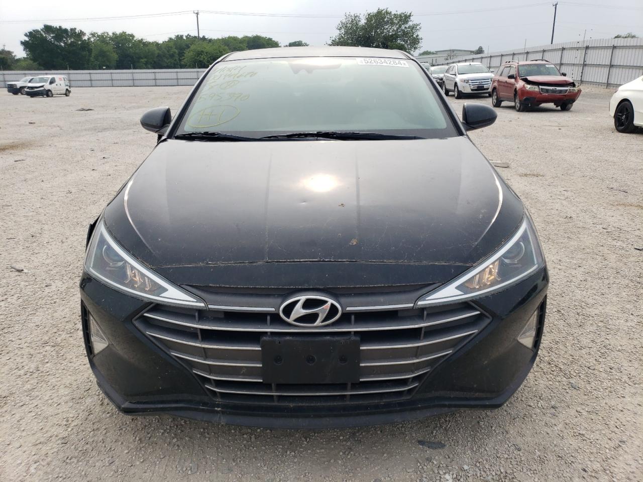 2020 Hyundai Elantra - Image 5