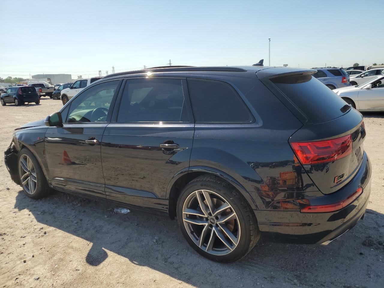 WA1VAAF79HD049256 2017 AUDI Q7 - Image 2