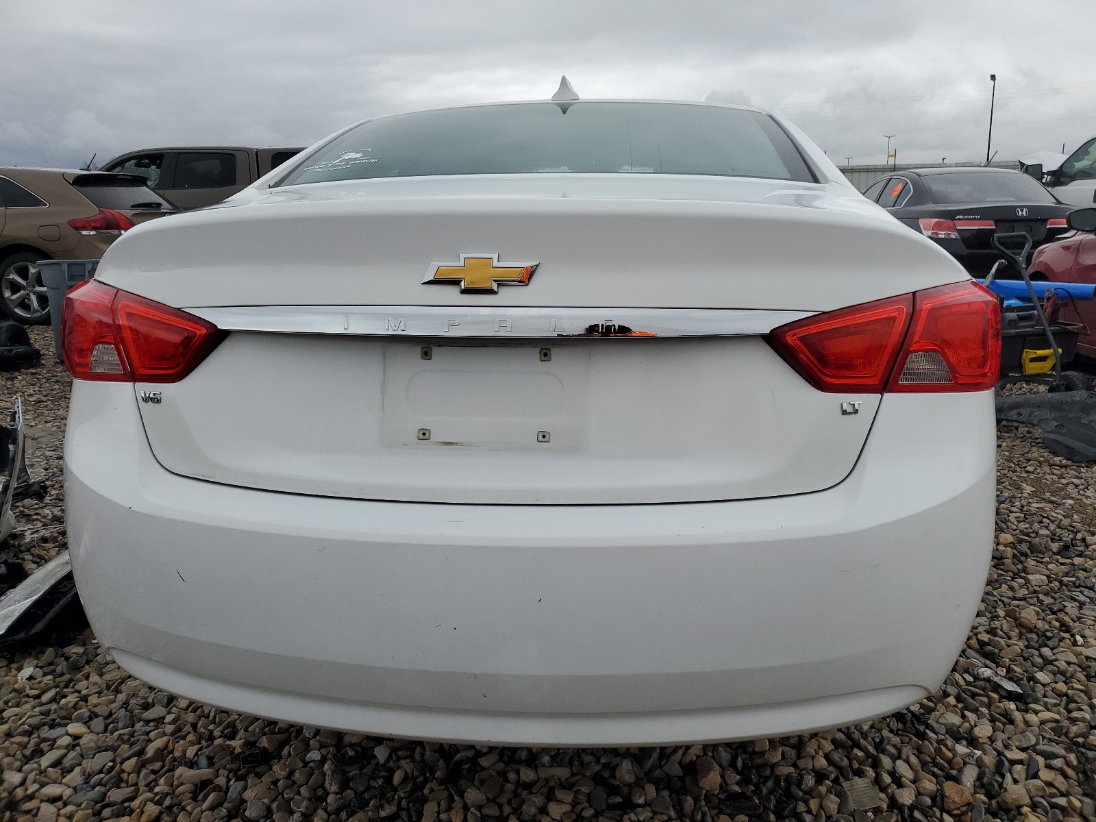 2017 Chevrolet Impala Lt vin: 2G1105S32H9171366