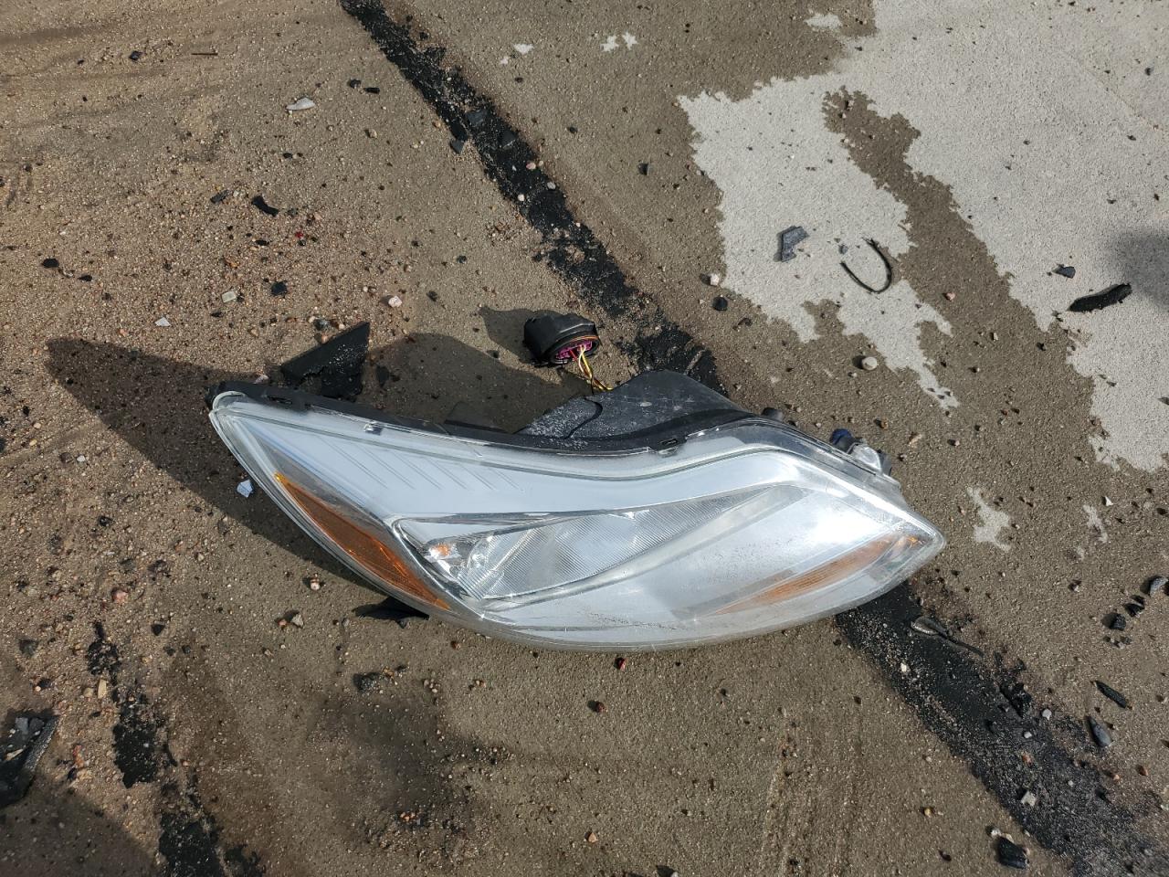 2013 Ford Focus Se VIN: 1FADP3K26DL161833 Lot: 52679274