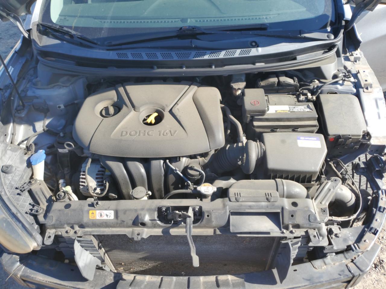 2013 Hyundai Elantra - Image 11