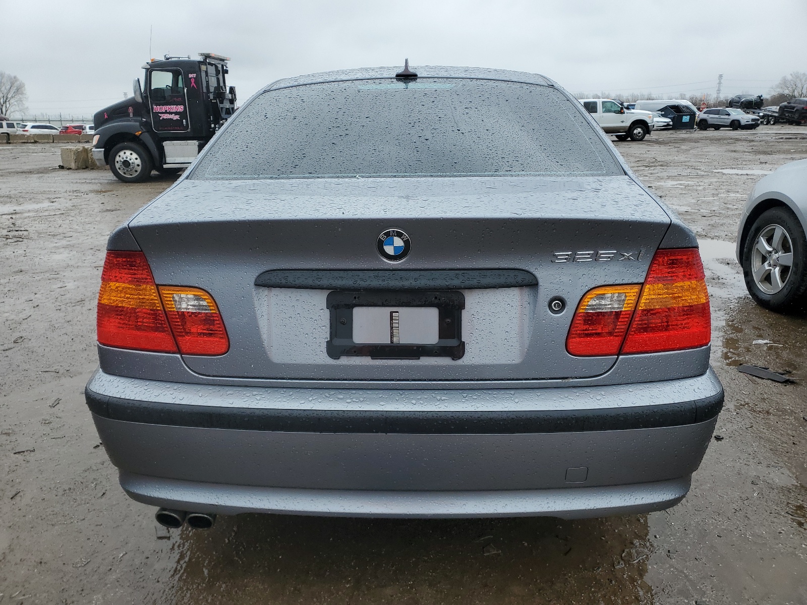 WBAEU33484PR10953 2004 BMW 325 Xi