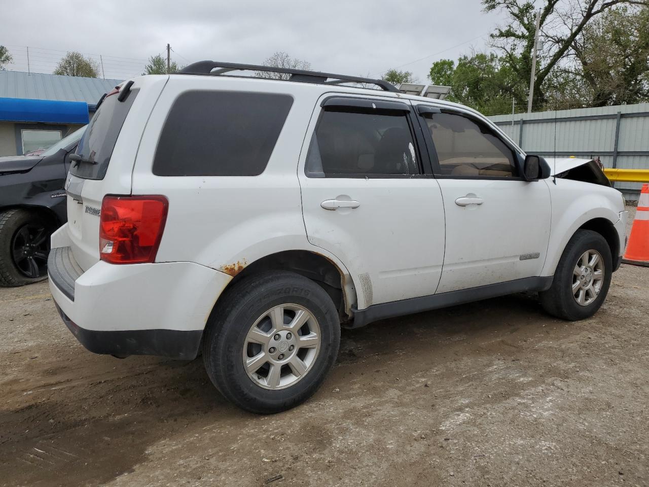 2008 Mazda Tribute I VIN: 4F2CZ02Z78KM15637 Lot: 51740564