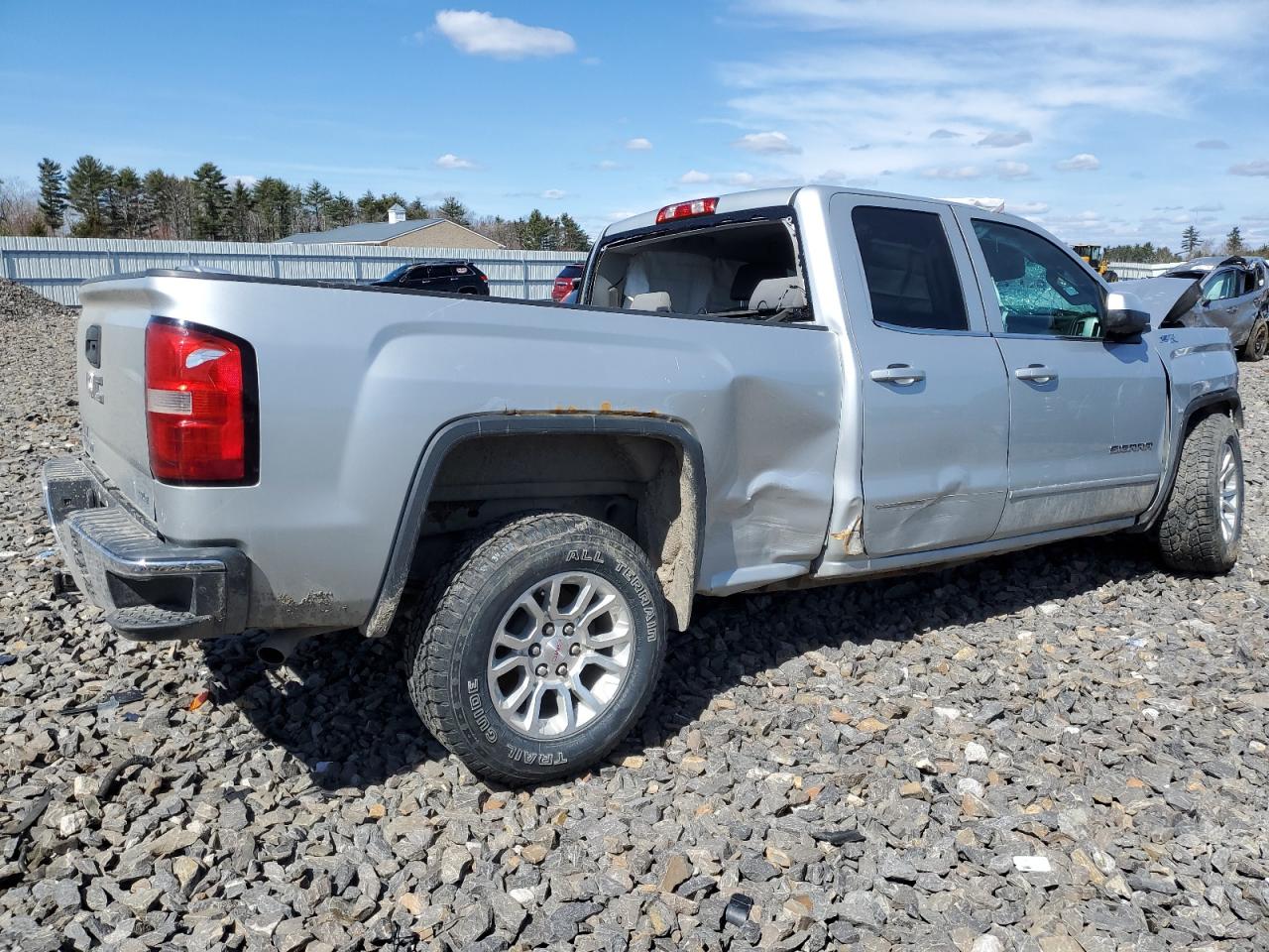 2014 GMC Sierra - Image 3