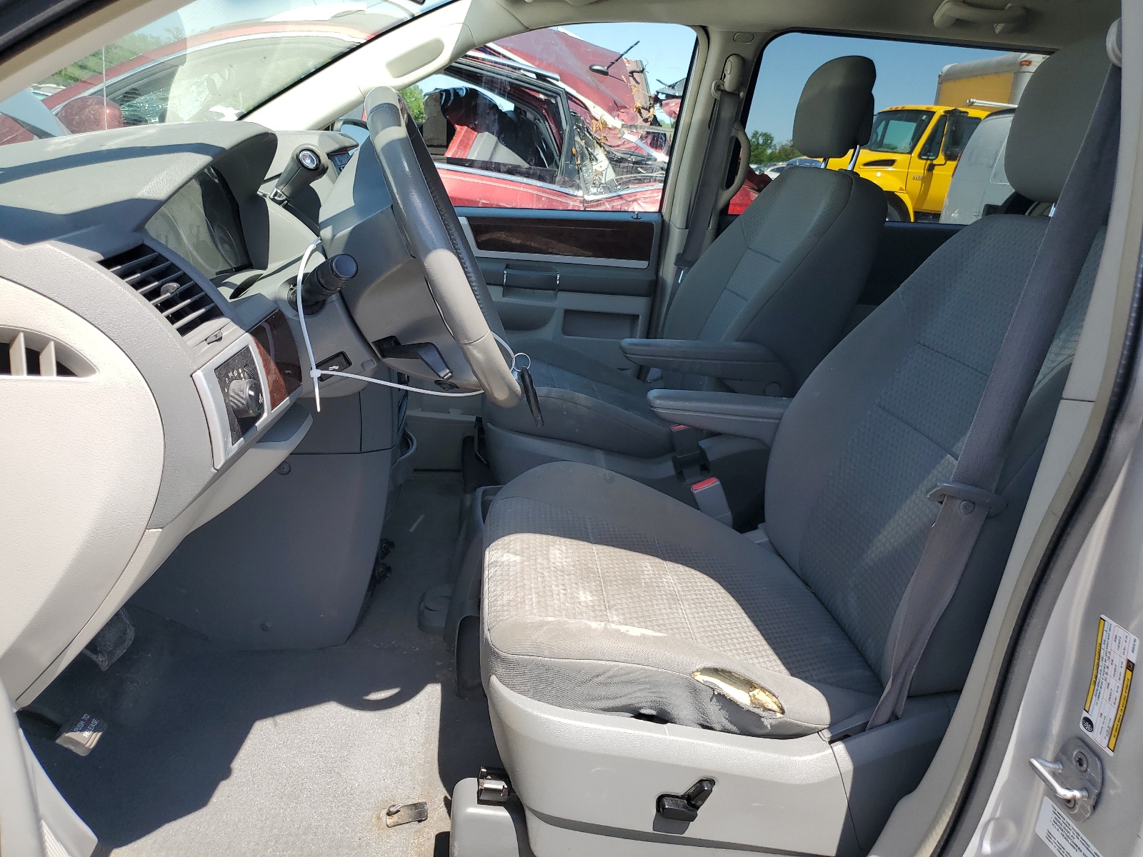 2A4RR5DX9AR328763 2010 Chrysler Town & Country Touring