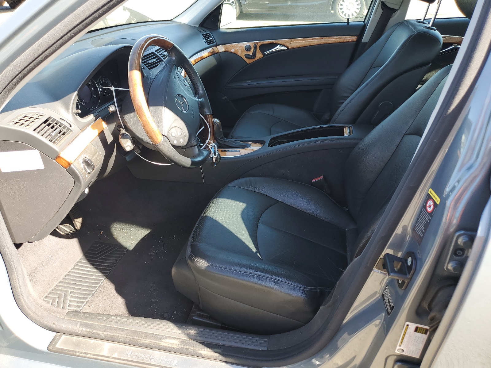 WDBUF56J36A946219 2006 Mercedes-Benz E 350