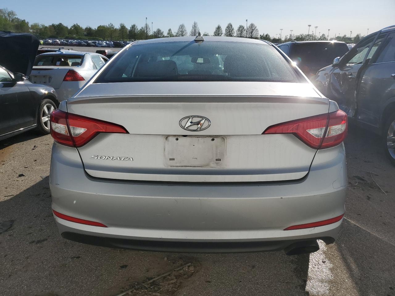 2016 Hyundai Sonata Se VIN: 5NPE24AF1GH376715 Lot: 50676824