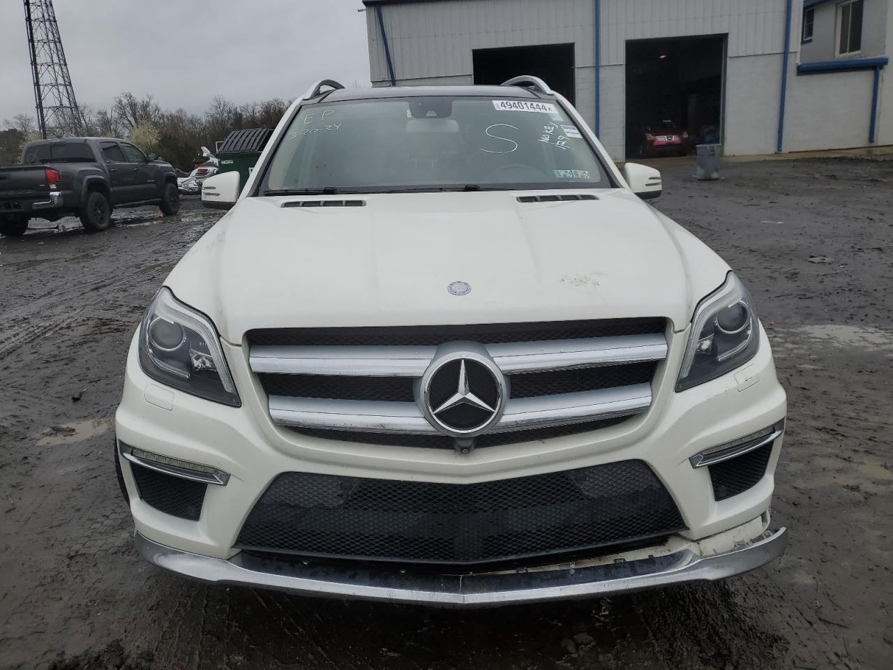 2015 Mercedes-Benz Gl 550 4Matic VIN: 4JGDF7DE8FA588890 Lot: 49401444