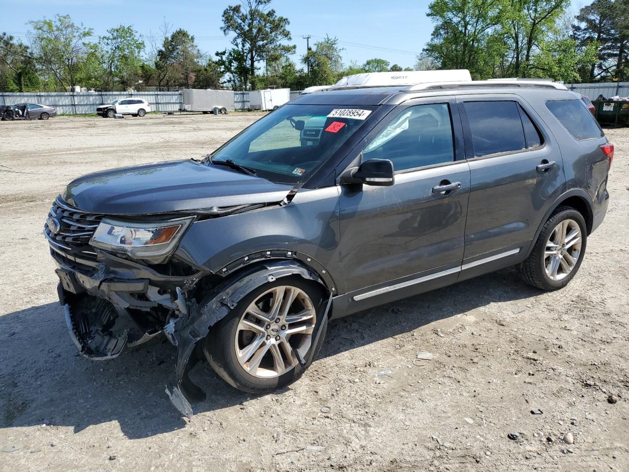 1FM5K8D84HGA72526 2017 Ford Explorer Xlt