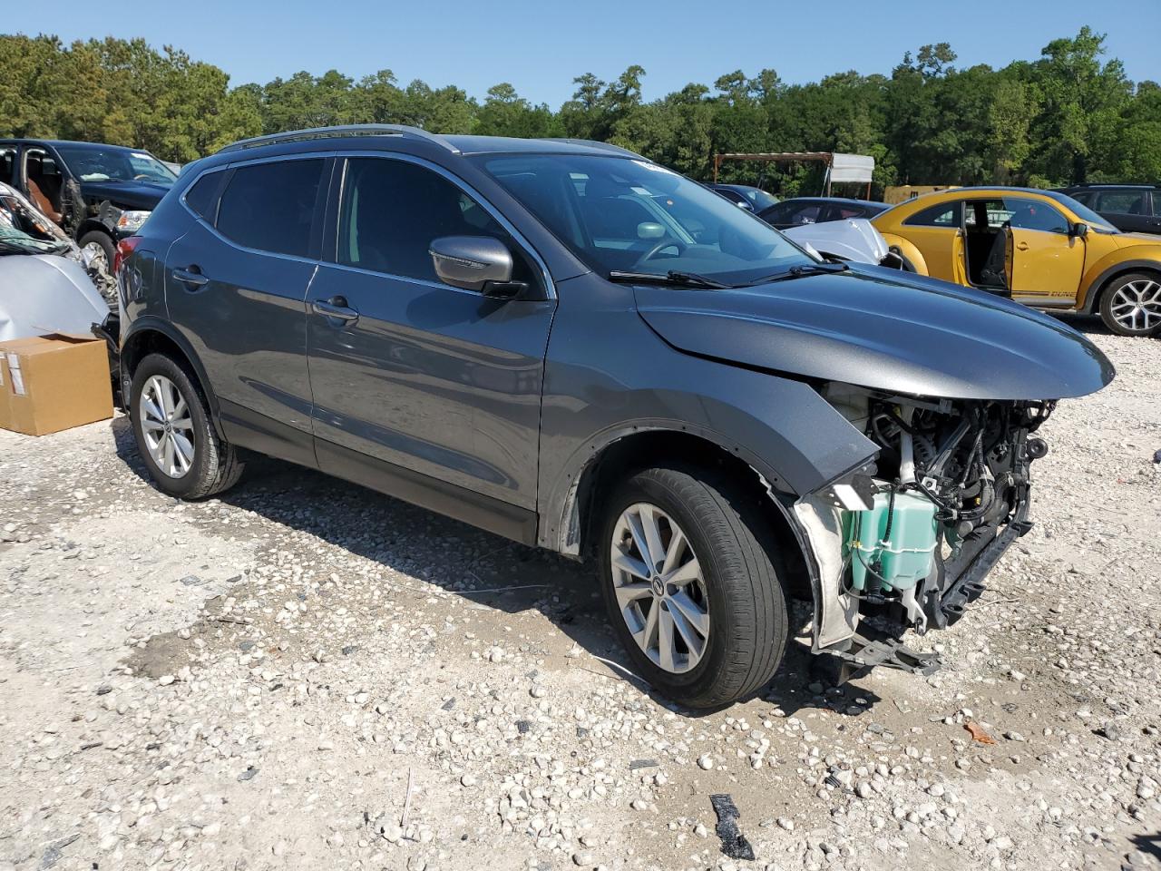 JN1BJ1CP9KW219823 2019 Nissan Rogue Sport S