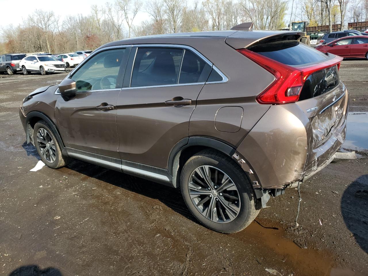 2019 Mitsubishi Eclipse - Image 2