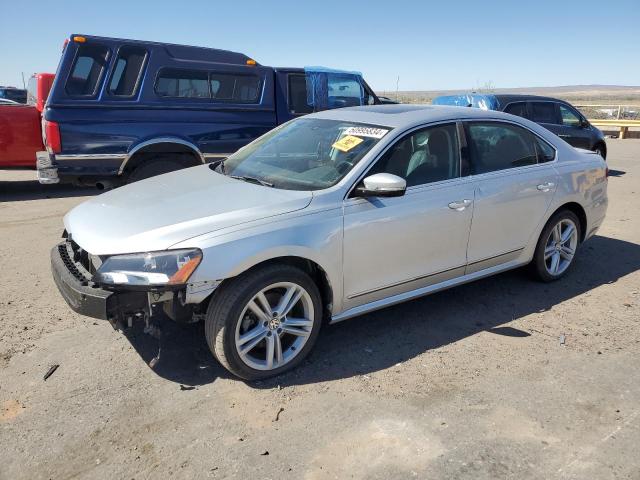  VOLKSWAGEN PASSAT 2013 Серебристый