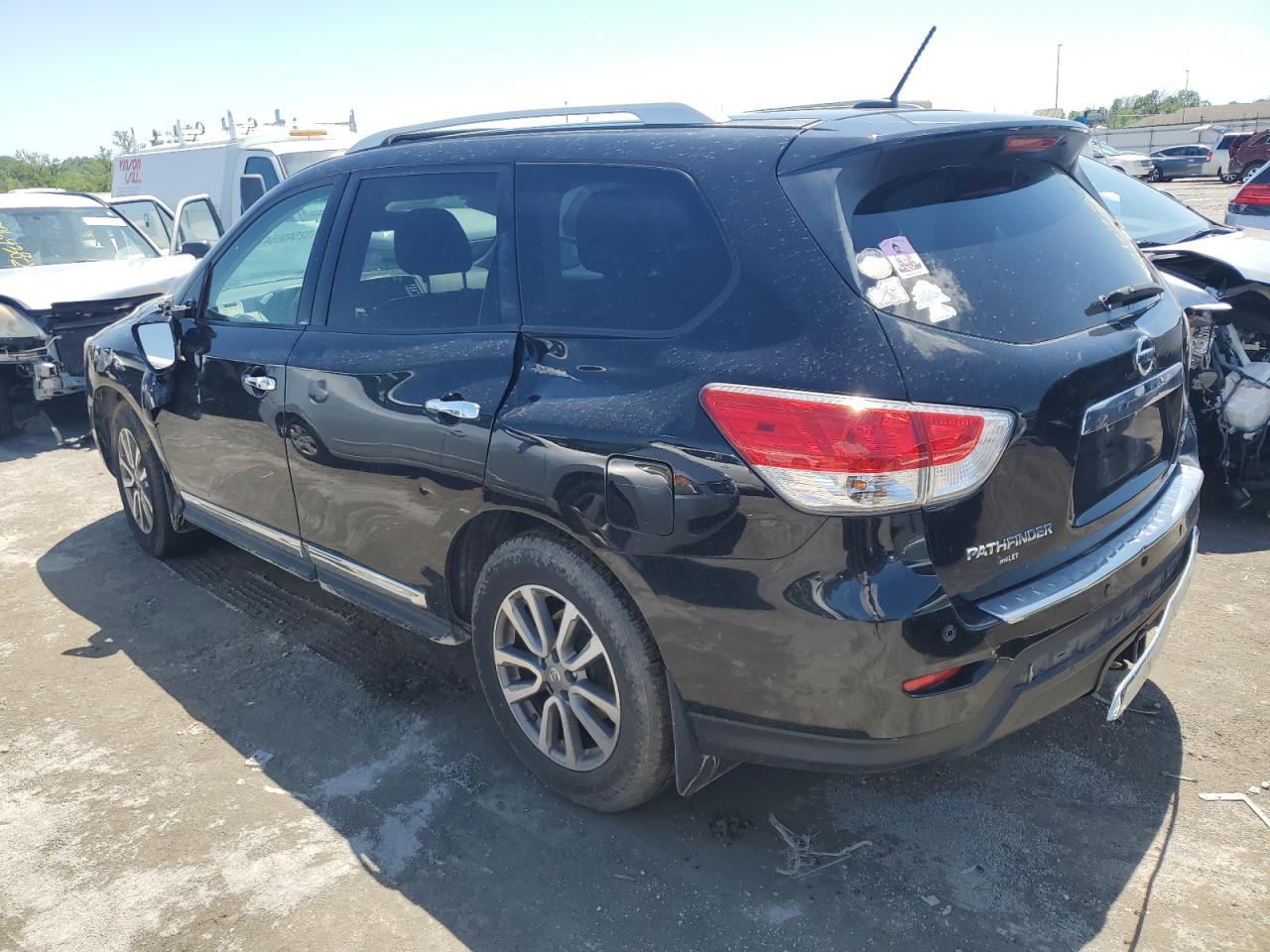 2016 Nissan Pathfinder S VIN: 5N1AR2MM8GC635393 Lot: 52540654