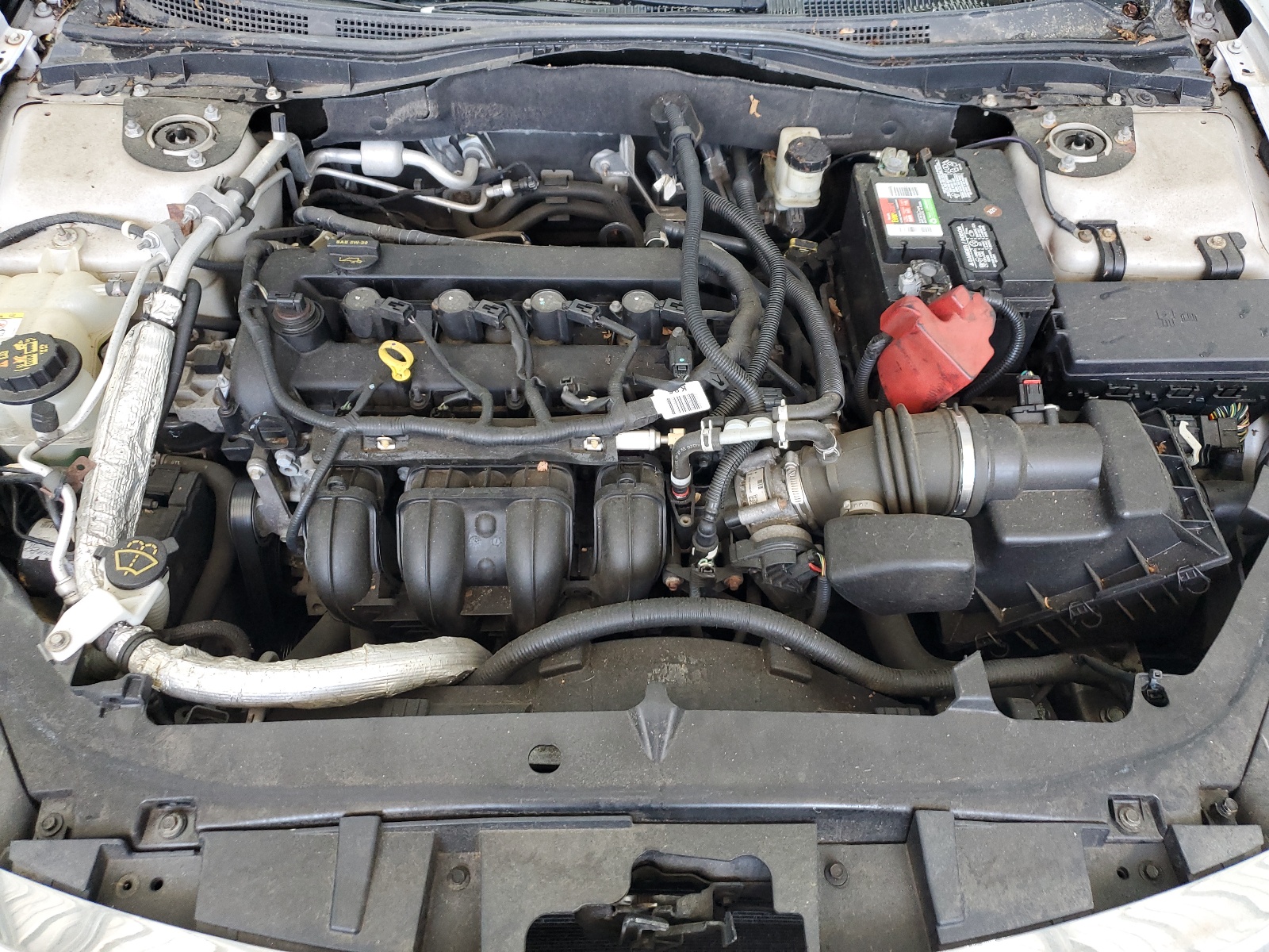 3FAHP0HA7AR213840 2010 Ford Fusion Se