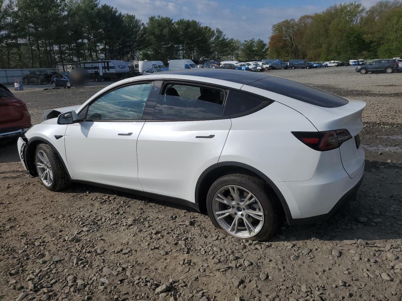 7SAYGDEE3PA099824 2023 Tesla Model Y