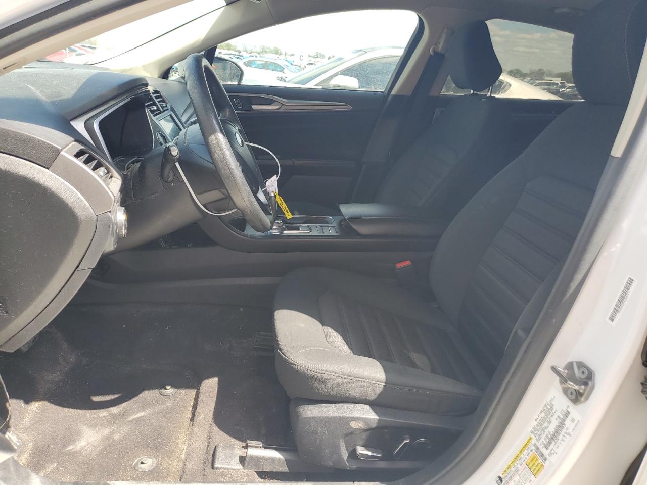 2020 Ford Fusion Se VIN: 3FA6P0HD6LR190670 Lot: 50033864