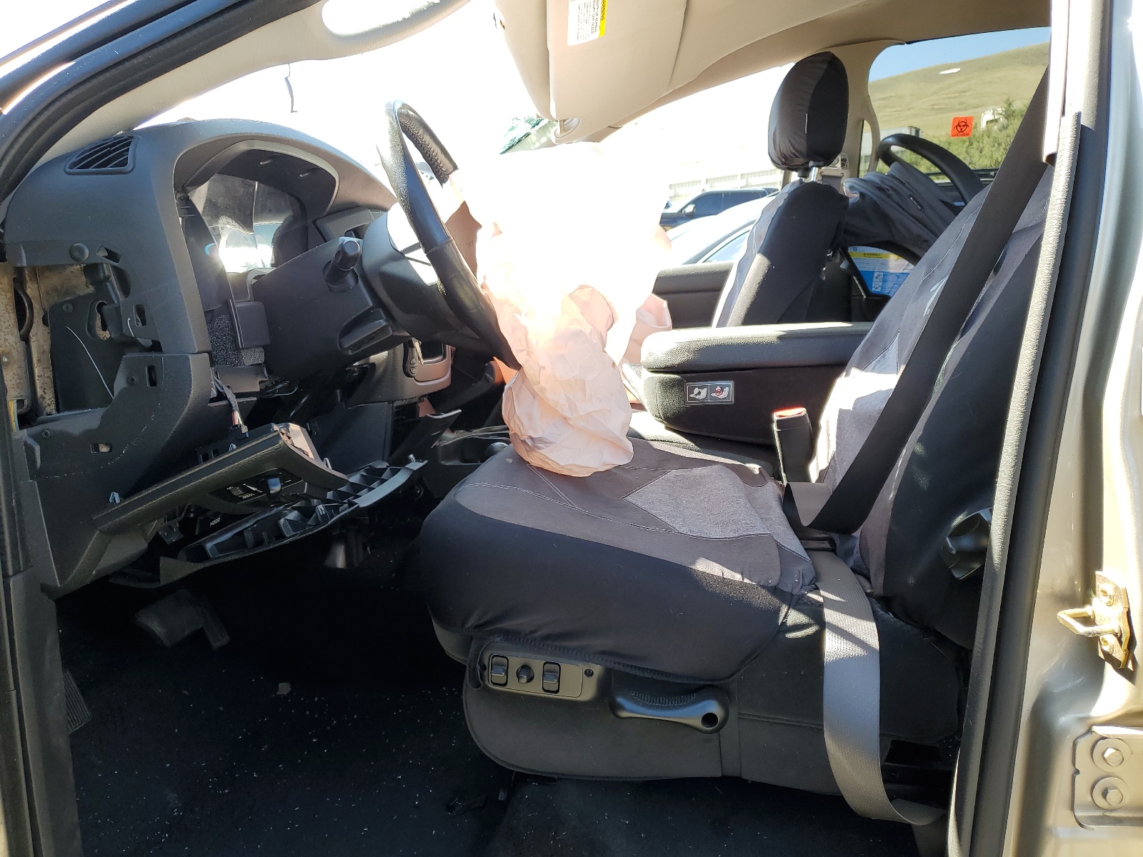 3D7KS28CX5G751726 2005 Dodge Ram 2500 St