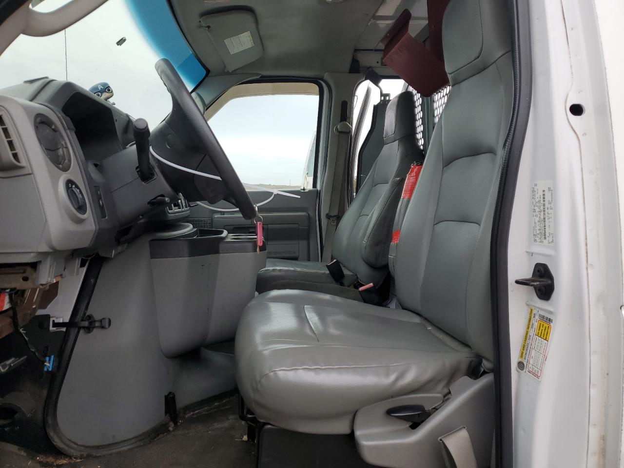 2013 Ford Econoline E250 Van VIN: 1FTNE2EW2DDA67083 Lot: 48618094