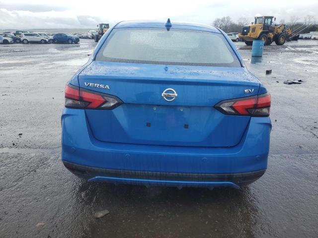  NISSAN VERSA 2021 Синій