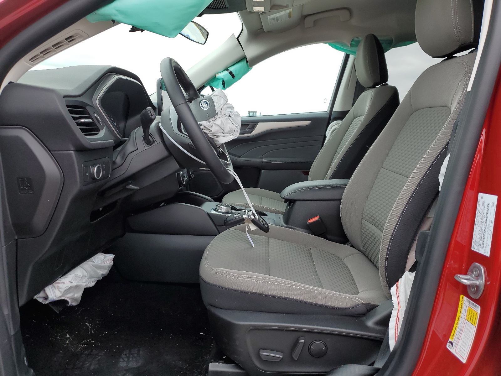 1FMCU9G64NUB58207 2022 Ford Escape Se