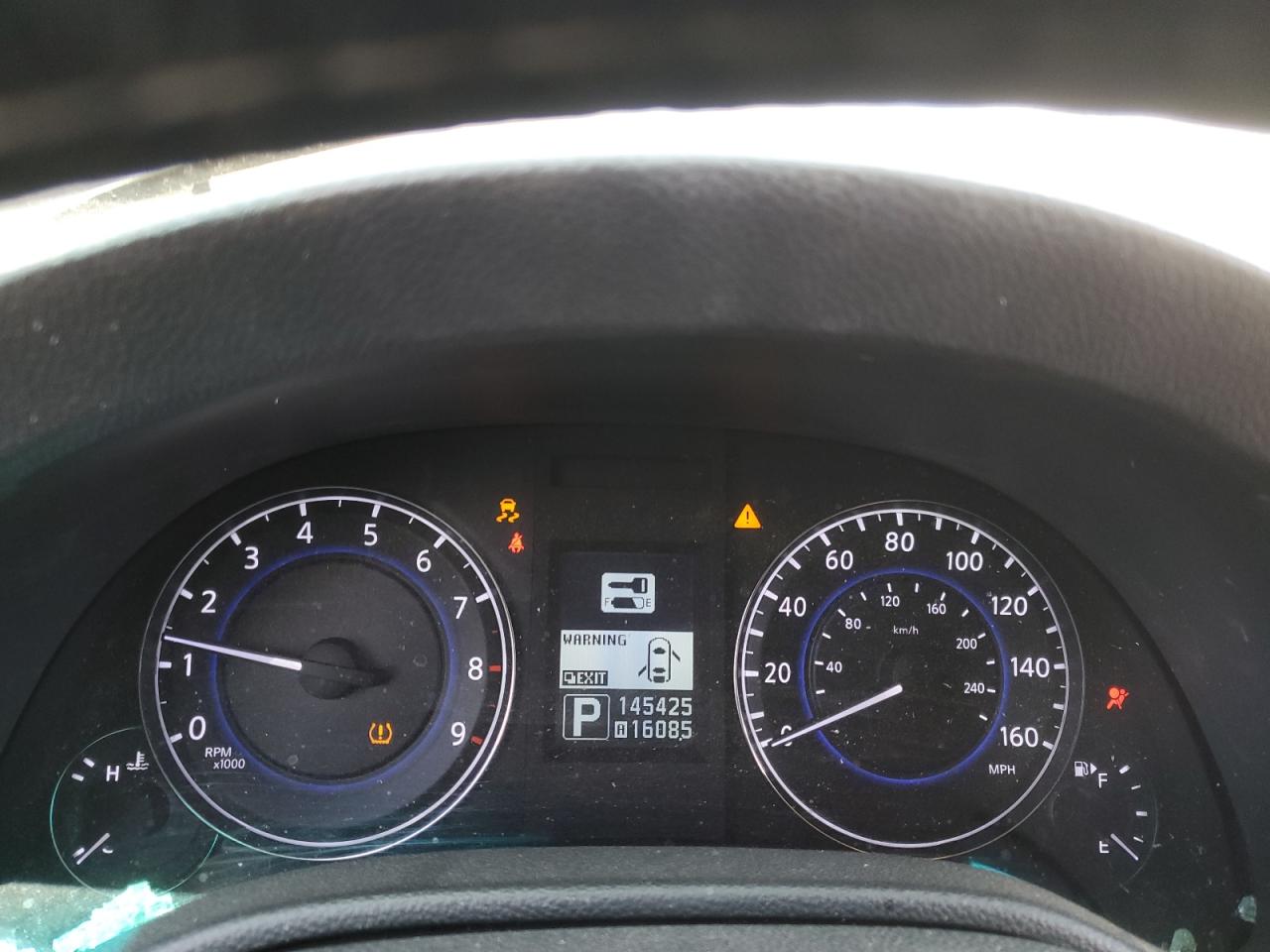 2013 Infiniti G - Image 9