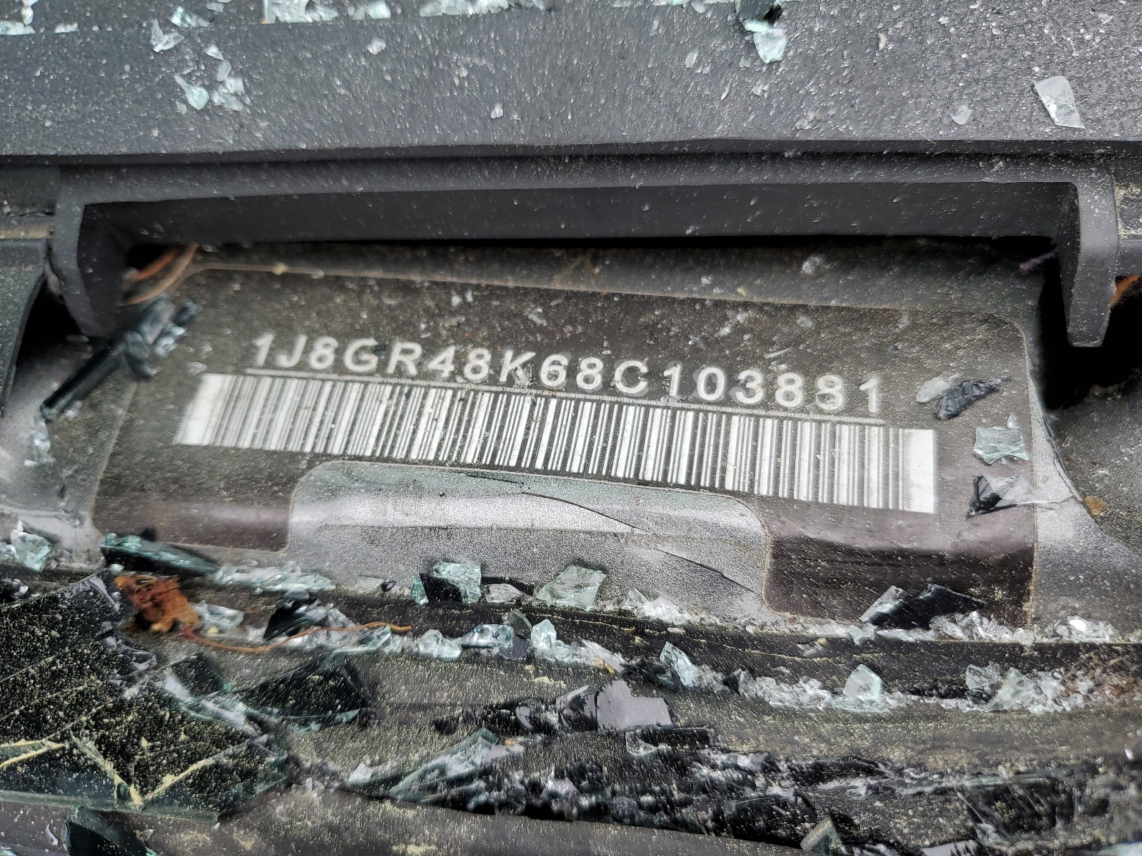 1J8GR48K68C103881 2008 Jeep Grand Cherokee Laredo