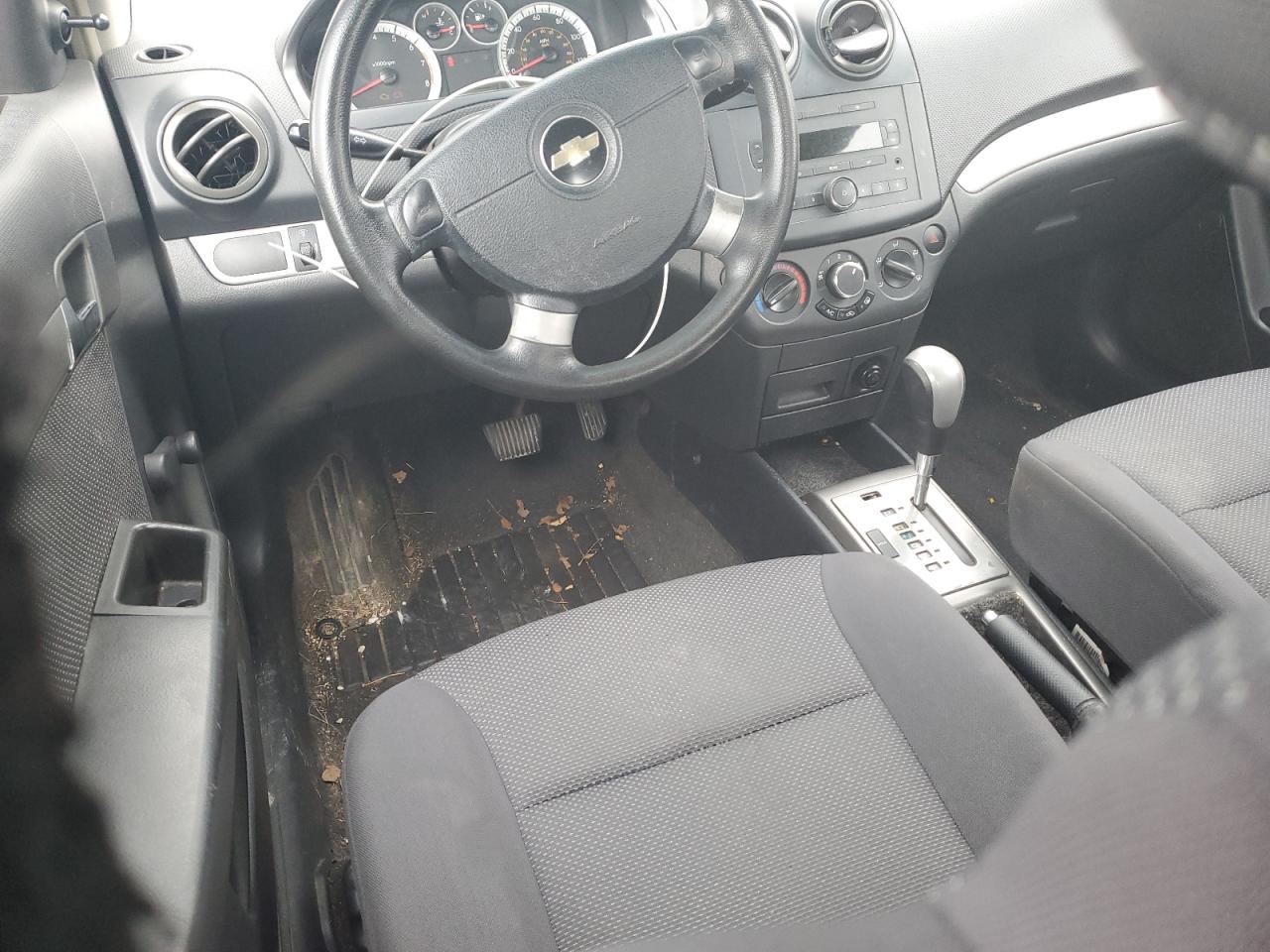 2008 Chevrolet Aveo Base VIN: KL1TD56638B279543 Lot: 70951294