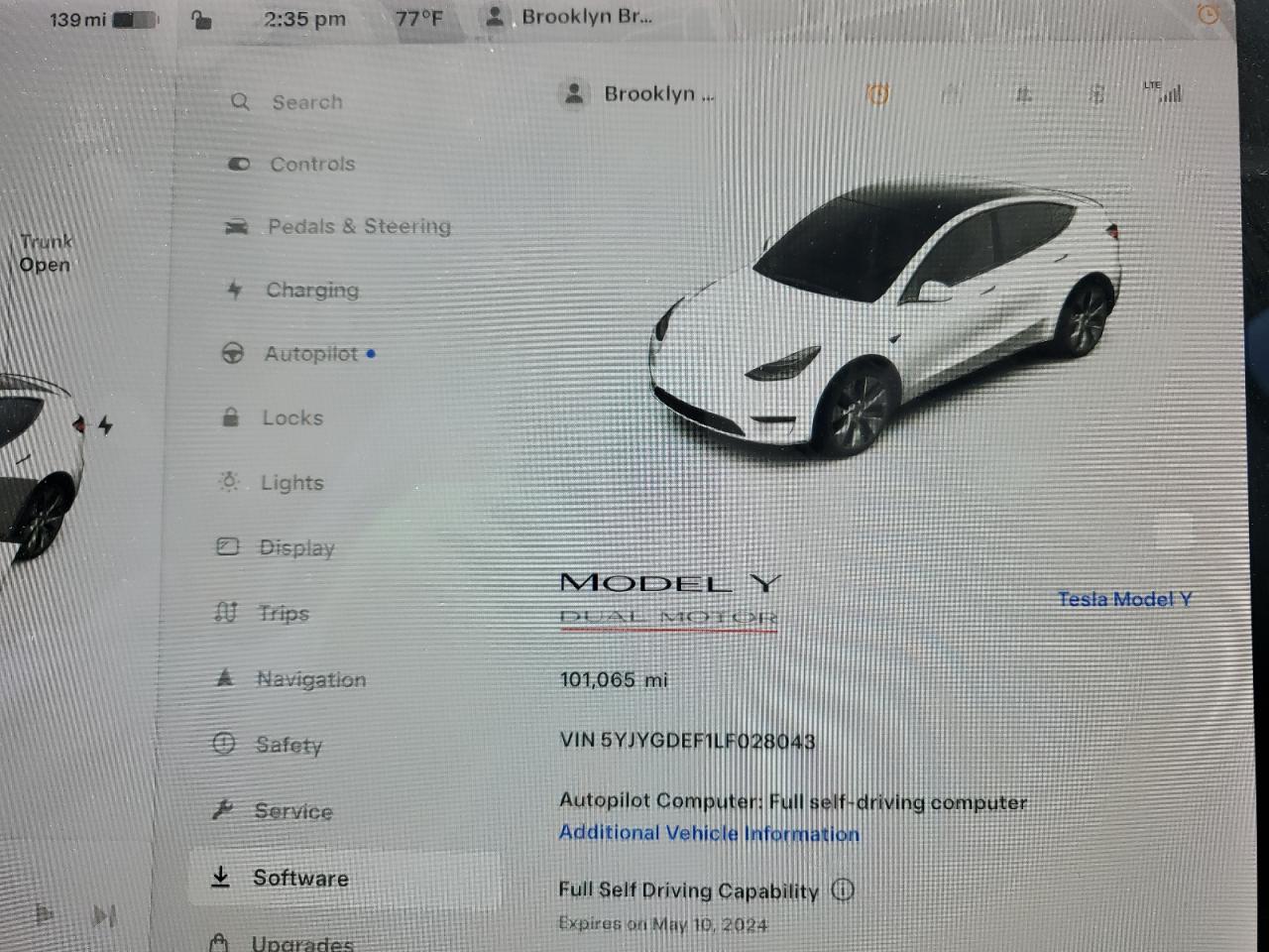 5YJYGDEF1LF028043 2020 Tesla Model Y