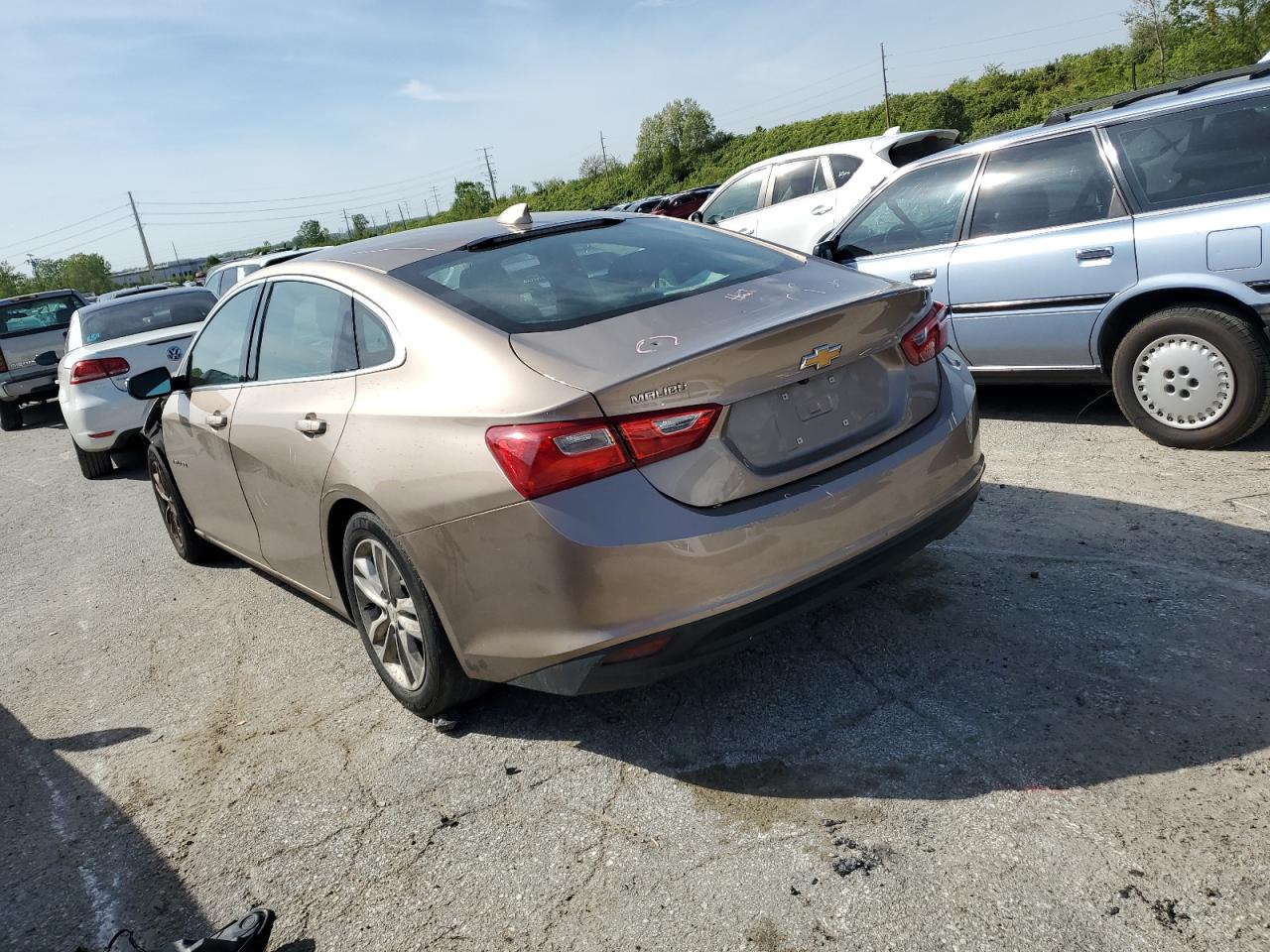 1G1ZD5ST7JF234465 2018 CHEVROLET MALIBU - Image 2