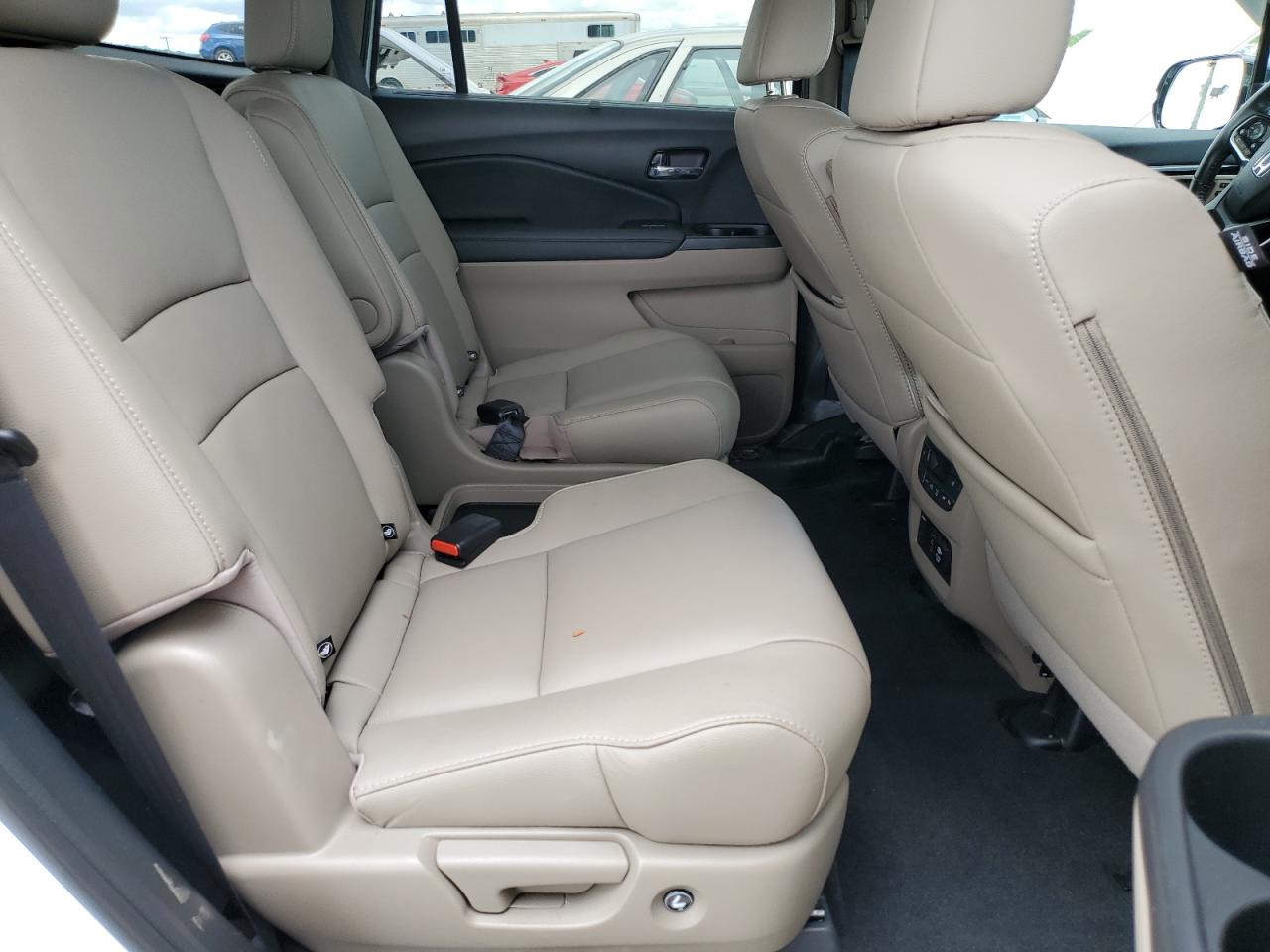 2022 Honda Pilot Touring VIN: 5FNYF6H69NB002108 Lot: 53122874